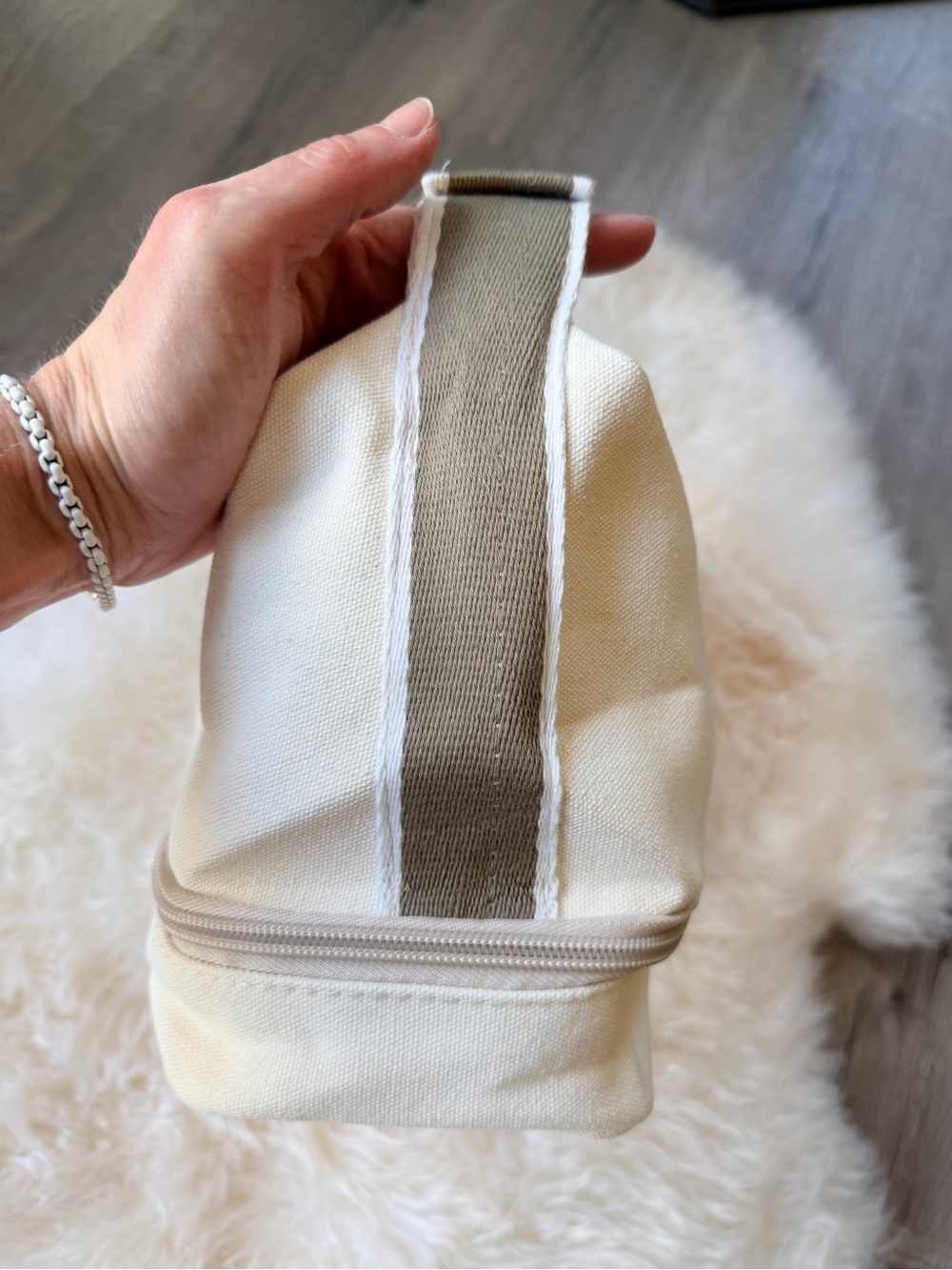 Source Unknown Hermes Cream & Grey Canvas Dual Section Cosmetic Case - Picture 4 of 13